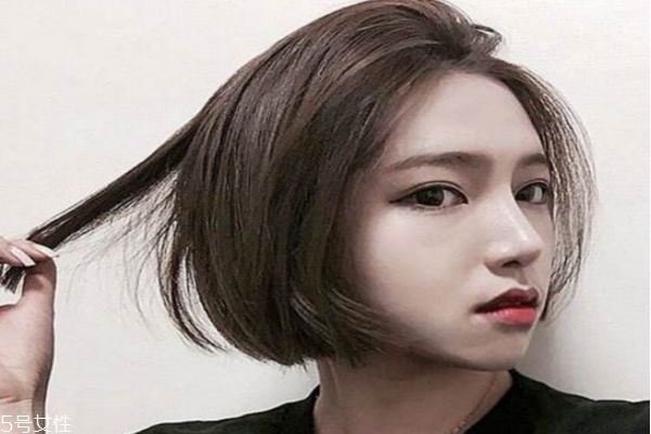 臉大什么發(fā)型顯臉小 臉大女生顯臉小的發(fā)型 臉大什么發(fā)型顯臉小 臉大女生顯臉小的發(fā)型