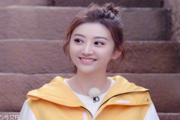 臉大什么發(fā)型顯臉小 臉大女生顯臉小的發(fā)型 臉大什么發(fā)型顯臉小 臉大女生顯臉小的發(fā)型