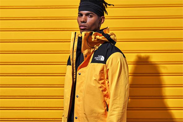 沖鋒衣起泡了怎么恢復 沖鋒衣起泡可以熨燙嗎 沖鋒衣起泡了怎么恢復 沖鋒衣起泡可以熨燙嗎