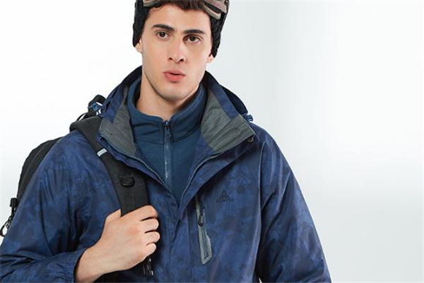 沖鋒衣日常可以穿嗎 沖鋒衣日常穿難看嗎
