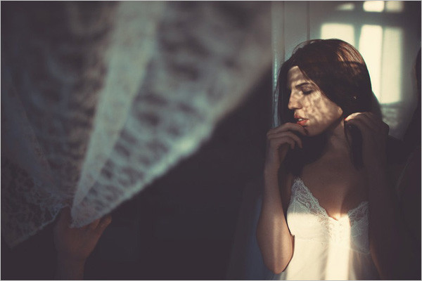 情侶之間應(yīng)不應(yīng)該互看手機(jī) 情侶之間信任的表現(xiàn) 情侶之間應(yīng)不應(yīng)該互看手機(jī) 情侶之間信任的表現(xiàn)