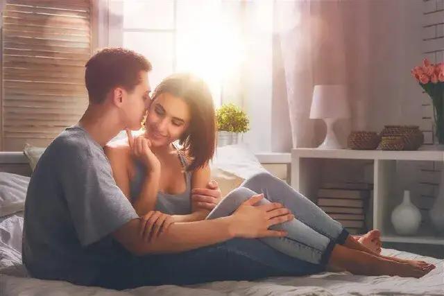 男人疼老婆會有那三大特征 男人愛你會有那三種本能反應