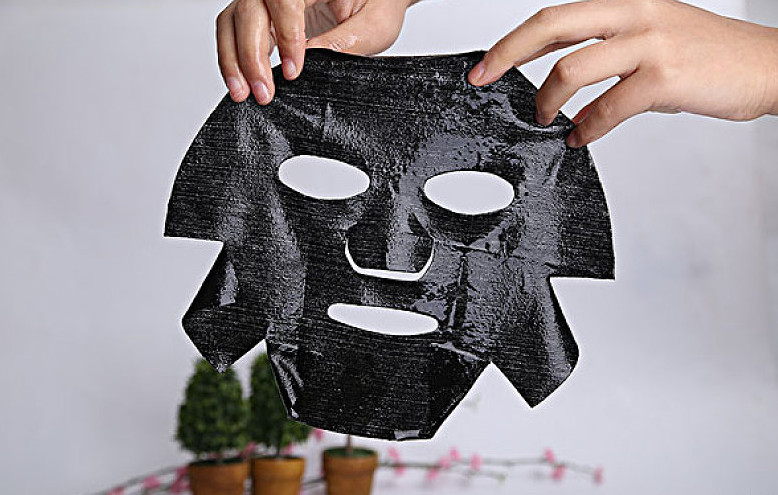 怎樣用蒸餾水做水膜 蒸餾水水膜可以天天做嗎 怎樣用蒸餾水做水膜 蒸餾水水膜可以天天做嗎