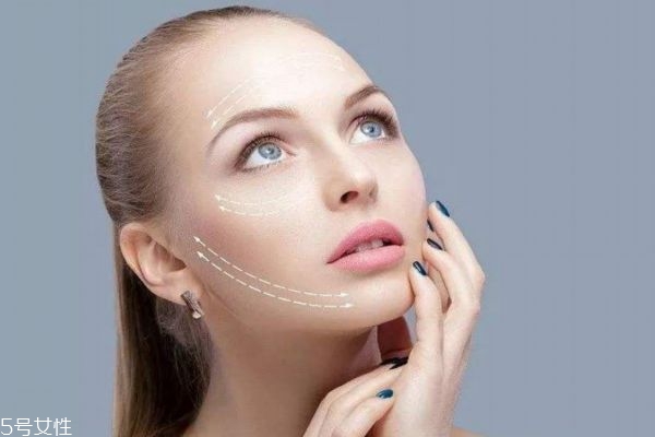 皮膚太干如何護膚 干性皮膚用什么護膚品好 皮膚太干如何護膚 干性皮膚用什么護膚品好