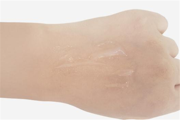 悅芙媞頸霜有用嗎 悅芙媞頸霜怎么樣 悅芙媞頸霜有用嗎 悅芙媞頸霜怎么樣