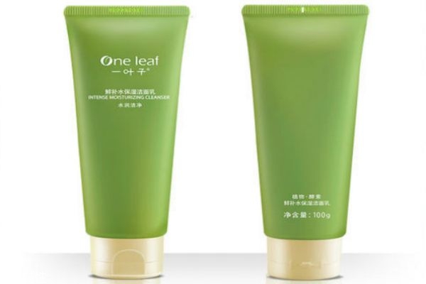 一葉子鮮補水潔面乳男生可以用嗎 一葉子鮮補水保濕潔面乳 一葉子鮮補水潔面乳男生可以用嗎 一葉子鮮補水保濕潔面乳