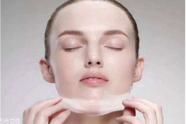 夏天干性皮膚如何護(hù)膚 干性皮膚夏天如何補(bǔ)水保濕 夏天干性皮膚如何護(hù)膚 干性皮膚夏天如何補(bǔ)水保濕