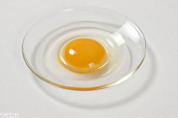 蛋清面膜敷多久洗掉 快速去黑頭的有效方法 蛋清面膜敷多久洗掉 快速去黑頭的有效方法