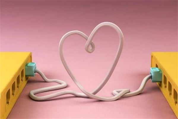 網(wǎng)戀第一次見面應(yīng)該注意什么 網(wǎng)戀多久見面合適 網(wǎng)戀第一次見面應(yīng)該注意什么 網(wǎng)戀多久見面合適