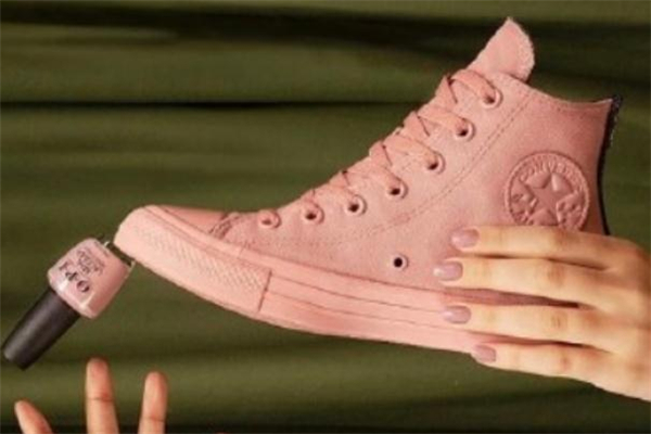 匡威opi聯(lián)名臟粉多少錢 匡威opi會越穿越松嗎 匡威opi聯(lián)名臟粉多少錢 匡威opi會越穿越松嗎