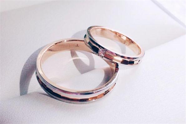 謝瑞麟和周六福哪個好 謝瑞麟和周六福哪個貴 謝瑞麟和周六福哪個好 謝瑞麟和周六福哪個貴