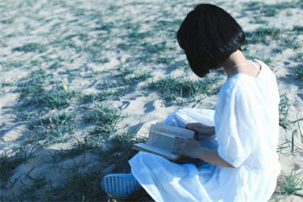 脖子短適合短發(fā)嗎 脖子短適合留什么長度的短發(fā) 脖子短適合短發(fā)嗎 脖子短適合留什么長度的短發(fā)