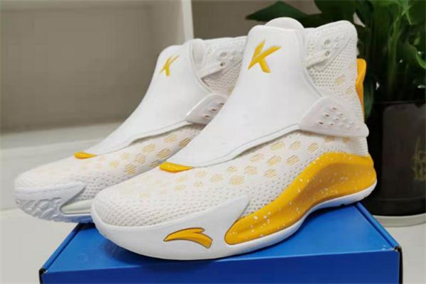 安踏kt5偏碼嗎 kt5適合什么位置 安踏kt5偏碼嗎 kt5適合什么位置