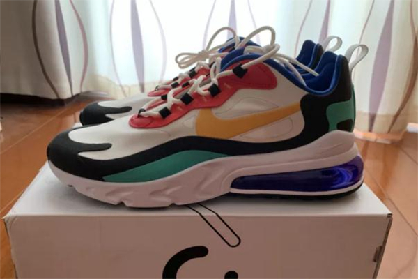 nike air max 270 react測(cè)評(píng)-air max 270 react腳感 nike air max 270 react測(cè)評(píng)-air max 270 react腳感