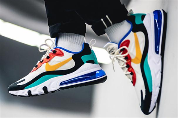 nike air max 270 react測(cè)評(píng)-air max 270 react腳感 nike air max 270 react測(cè)評(píng)-air max 270 react腳感
