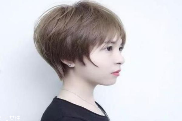 今年最流行的發(fā)型圖片短發(fā)燙發(fā) 紋理燙短發(fā)圖片女 今年最流行的發(fā)型圖片短發(fā)燙發(fā) 紋理燙短發(fā)圖片女