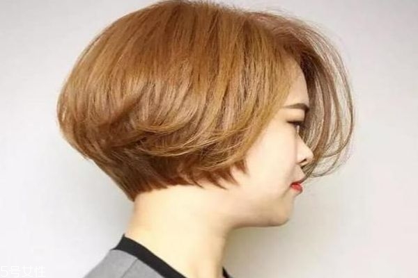 今年最流行的發(fā)型圖片短發(fā)燙發(fā) 紋理燙短發(fā)圖片女 今年最流行的發(fā)型圖片短發(fā)燙發(fā) 紋理燙短發(fā)圖片女