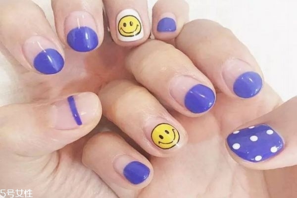 美甲笑臉圖案怎么畫 笑臉美甲圖片 美甲笑臉圖案怎么畫 笑臉美甲圖片