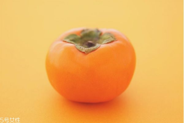 柿子里面黑點(diǎn)的是什么 柿子里面有黑點(diǎn)能吃嗎 柿子里面黑點(diǎn)的是什么 柿子里面有黑點(diǎn)能吃嗎