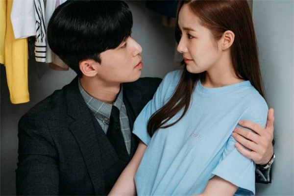 女生說(shuō)哎呦喂怎么回復(fù) 女生說(shuō)哎呦喂是什么意思 女生說(shuō)哎呦喂怎么回復(fù) 女生說(shuō)哎呦喂是什么意思