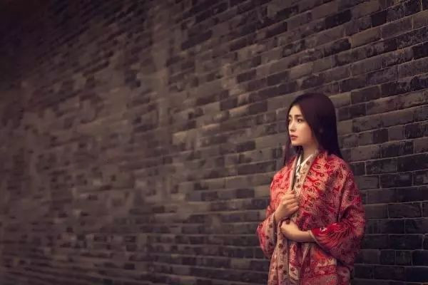 戀愛中女生喜歡男生什么表現(xiàn) 戀愛中女生要避免做的事 戀愛中女生喜歡男生什么表現(xiàn) 戀愛中女生要避免做的事