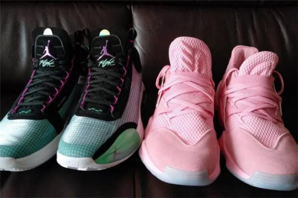 aj34和哈登4哪個(gè)好 aj34和哈登4代對(duì)比 aj34和哈登4哪個(gè)好 aj34和哈登4代對(duì)比