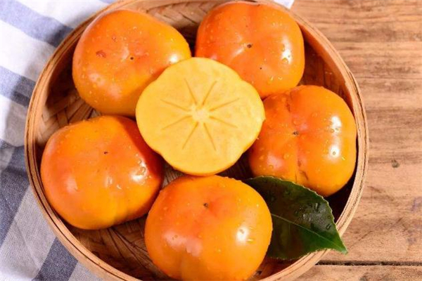 脆柿子是沒熟的柿子嗎 脆柿子是什么品種 脆柿子是沒熟的柿子嗎 脆柿子是什么品種