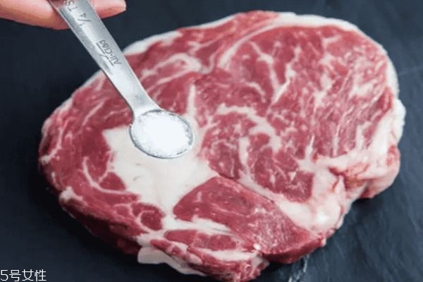 煎肉眼牛排的幾個要點 關于牛排的知識點 煎肉眼牛排的幾個要點 關于牛排的知識點