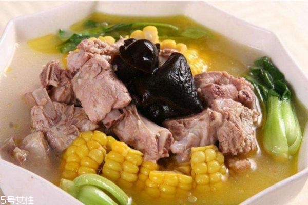 排骨湯怎么燉最好喝 排骨肉不柴的小秘方 排骨湯怎么燉最好喝 排骨肉不柴的小秘方
