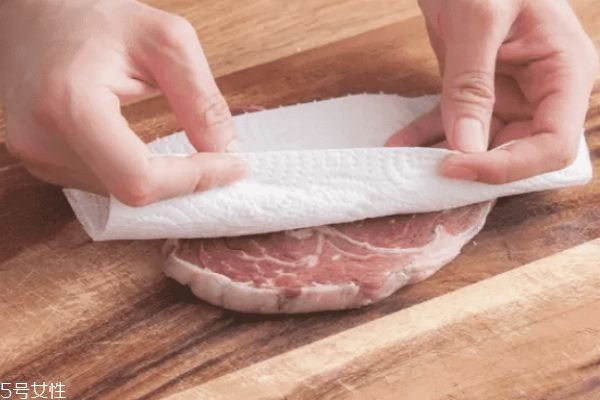 煎肉眼牛排的幾個要點 關于牛排的知識點 煎肉眼牛排的幾個要點 關于牛排的知識點