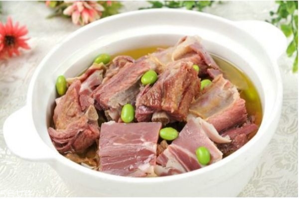 排骨湯怎么燉最好喝 排骨肉不柴的小秘方 排骨湯怎么燉最好喝 排骨肉不柴的小秘方