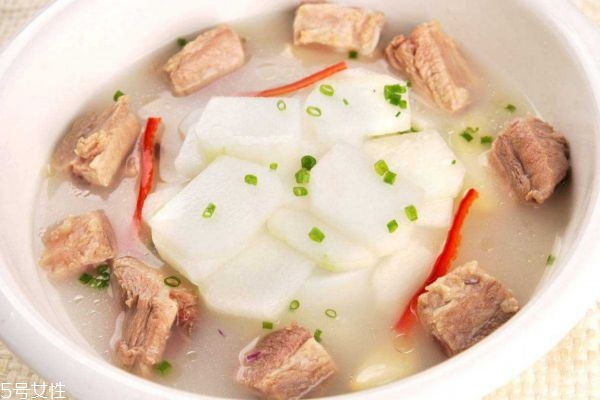 排骨怎么燉好吃又營養(yǎng) 怎么燉排骨好吃又簡單 排骨怎么燉好吃又營養(yǎng) 怎么燉排骨好吃又簡單