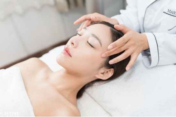 怎么刷酸 果酸換膚之后皮膚會(huì)變薄嗎 怎么刷酸 果酸換膚之后皮膚會(huì)變薄嗎