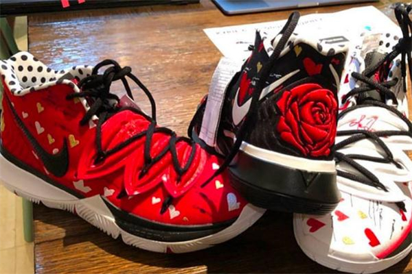 耐克歐文5刺繡玫瑰哪里買 歐文5刺繡玫瑰發(fā)售信息 耐克歐文5刺繡玫瑰哪里買 歐文5刺繡玫瑰發(fā)售信息