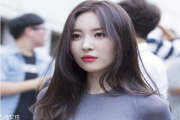 男生追女生時(shí)聊天頻率 男生追女生時(shí)聊天技巧 男生追女生時(shí)聊天頻率 男生追女生時(shí)聊天技巧