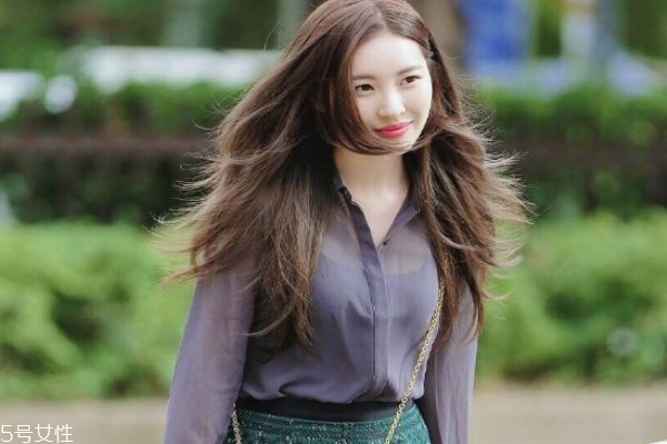 男生追女生時(shí)聊天頻率 男生追女生時(shí)聊天技巧 男生追女生時(shí)聊天頻率 男生追女生時(shí)聊天技巧