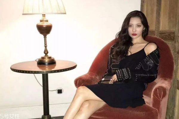 男生追女生時可以聊什么 男生追女生時聊天話題 男生追女生時可以聊什么 男生追女生時聊天話題