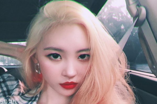 男生追女生時可以聊什么 男生追女生時聊天話題 男生追女生時可以聊什么 男生追女生時聊天話題