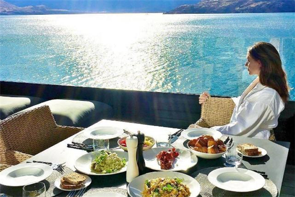 度蜜月穿什么衣服好看 度蜜月穿什么裙子 度蜜月穿什么衣服好看 度蜜月穿什么裙子