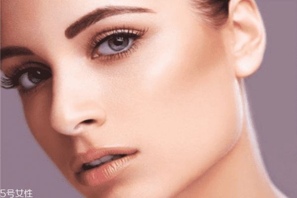 川字紋怎么去除 川字紋玻尿酸注射方法 川字紋怎么去除 川字紋玻尿酸注射方法