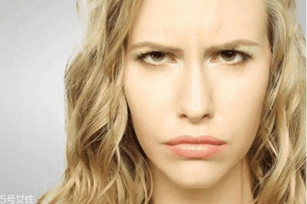 川字紋打肉毒素安全嗎 川字紋打肉毒素無法維持長期有效 川字紋打肉毒素安全嗎 川字紋打肉毒素無法維持長期有效