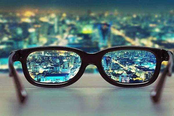 什么臉型適合戴圓眼鏡 怎么找到適合自己的眼鏡框 什么臉型適合戴圓眼鏡 怎么找到適合自己的眼鏡框