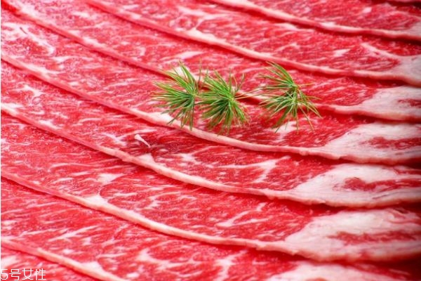 什么樣的牛肉才是好牛肉 牛肉挑選方法 什么樣的牛肉才是好牛肉 牛肉挑選方法