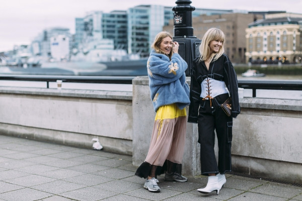 女生冬季該如何穿搭 冬季怎樣穿搭好看 女生冬季該如何穿搭 冬季怎樣穿搭好看