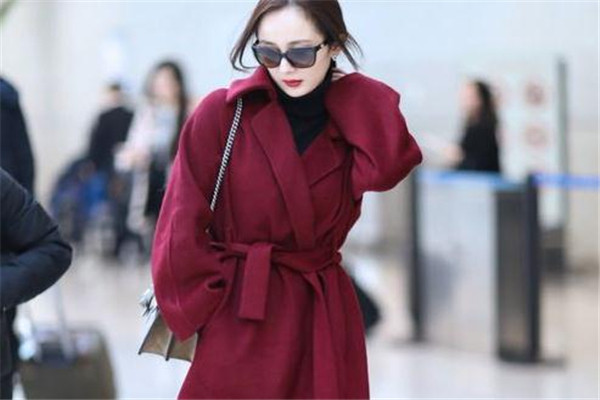 紅色該怎么搭配 紅色怎么搭配不土氣 紅色該怎么搭配 紅色怎么搭配不土氣