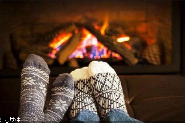 冬天怕冷是什么體質(zhì) 冬天怕冷手腳冰涼是怎么回事 冬天怕冷是什么體質(zhì) 冬天怕冷手腳冰涼是怎么回事