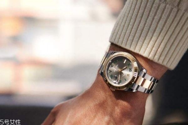 手表的佩戴有什么注意呢 手表應該怎么護理呢 手表的佩戴有什么注意呢 手表應該怎么護理呢