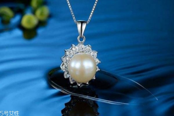 布契拉提是怎么樣的品牌呢 布契拉提是哪個(gè)國(guó)家的呢 布契拉提是怎么樣的品牌呢 布契拉提是哪個(gè)國(guó)家的呢