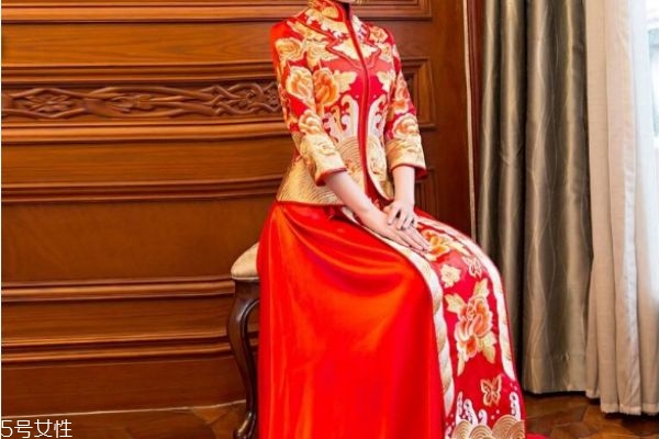 唐裝嫁衣好看嗎 怎么定做唐裝嫁衣呢 唐裝嫁衣好看嗎 怎么定做唐裝嫁衣呢