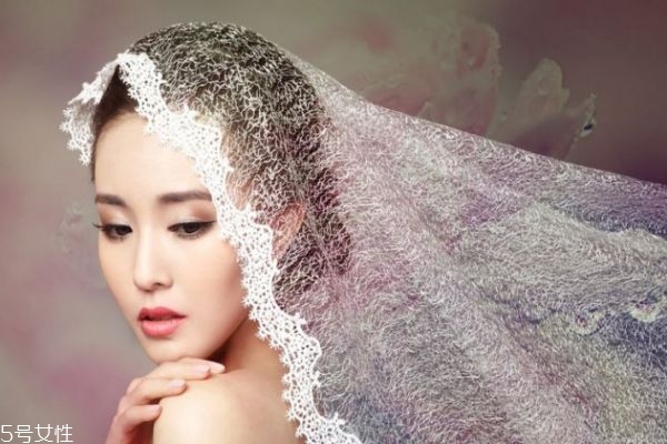 結婚要化什么妝呢 結婚的妝應該怎么化呢